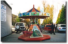 kleiner Kinder-Kettenflieger, D=6 m